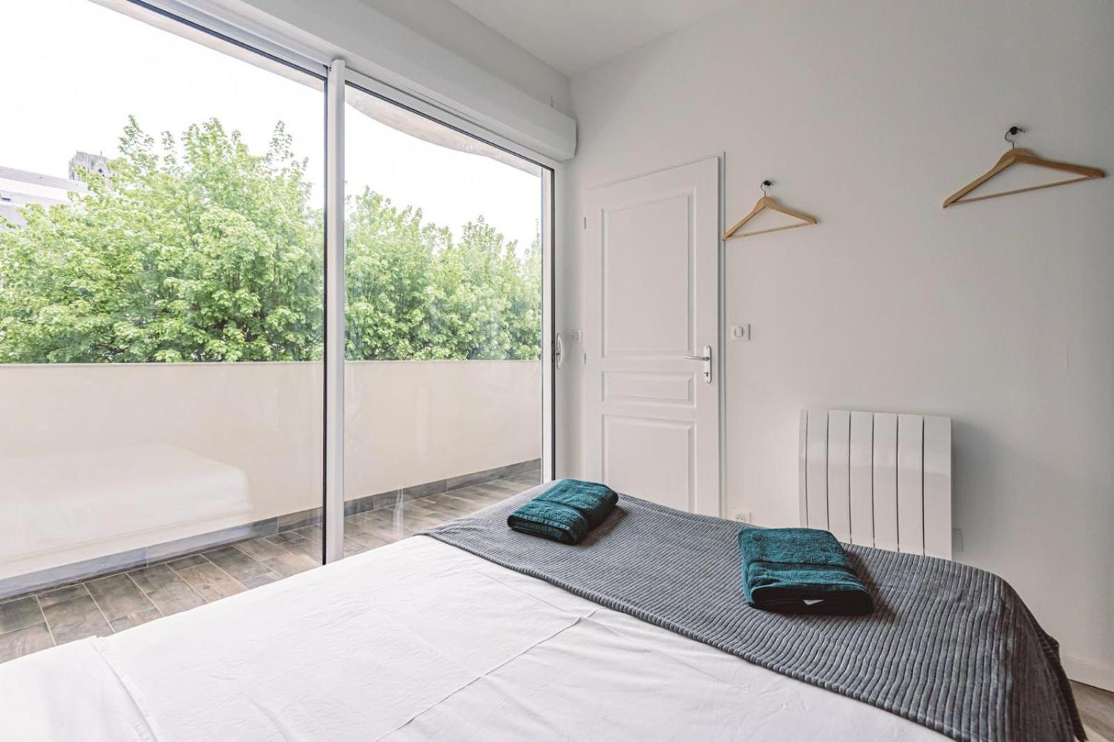 Ferienwohnung Henri Au Pied De La Cathedrale. Reims Exterior foto